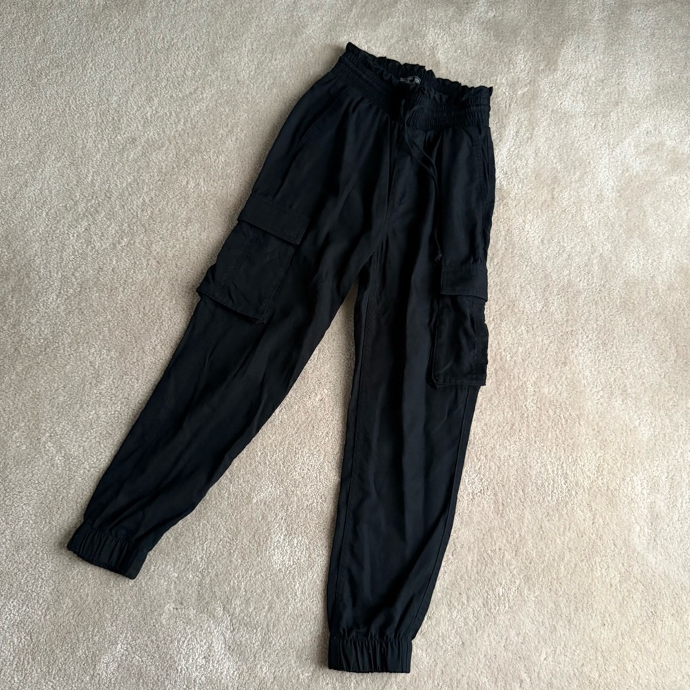 Abercrombie & Fitch - Black Cargo Jogger Pants (XXS)